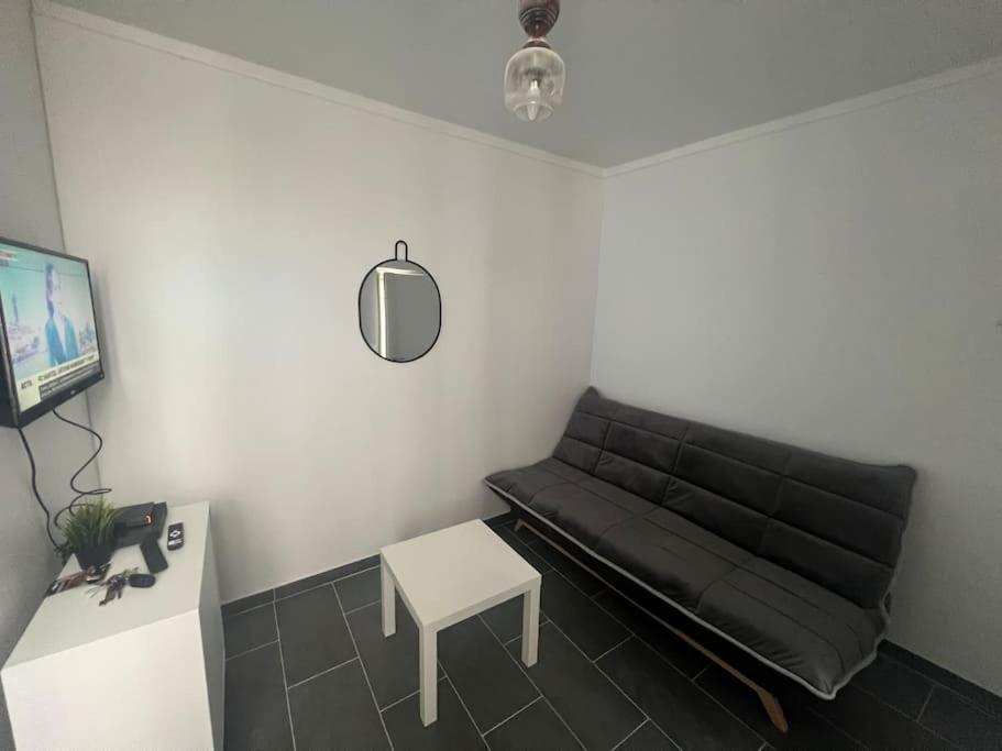 Studio Cosy Refait A Neuf Levallois Εξωτερικό φωτογραφία